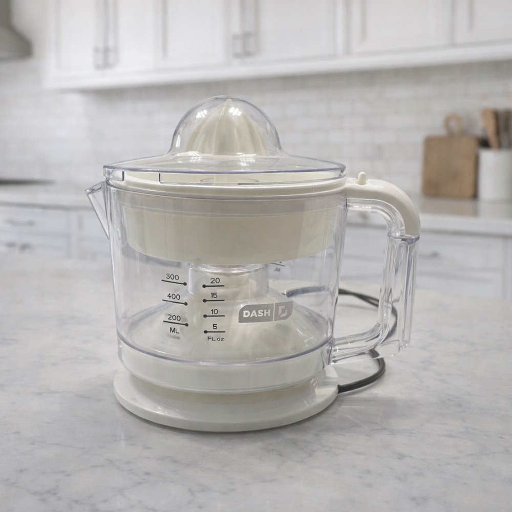 Dash Citrus Juicer